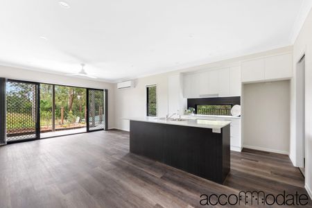 2/35 Buckland Road, Everton Hills, QLD 4053 - Photo 5