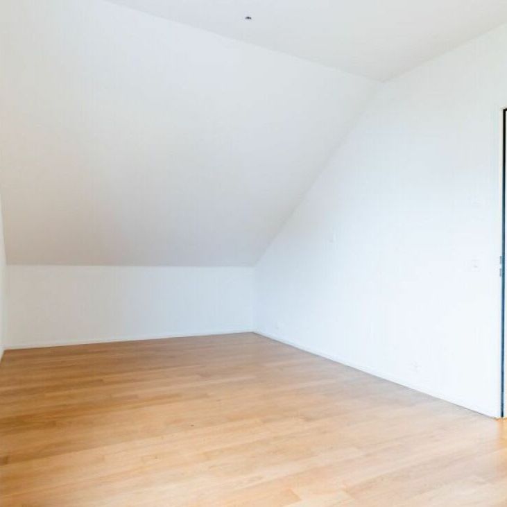 4.5 Zimmer, 126 m², 2. Stock - Photo 1