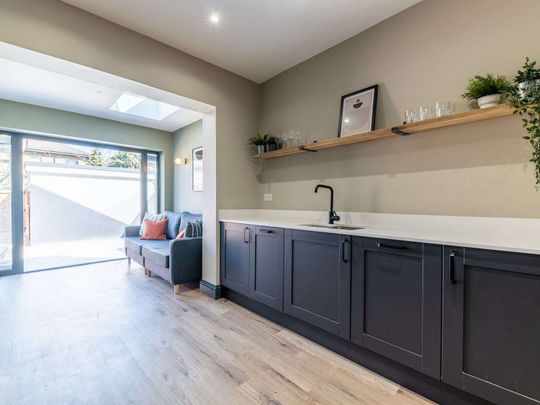 Pitcairn Road Room 4 - Photo 1