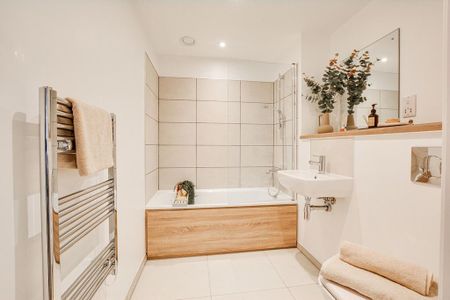 2 bedroom apartment to rent - Photo 4