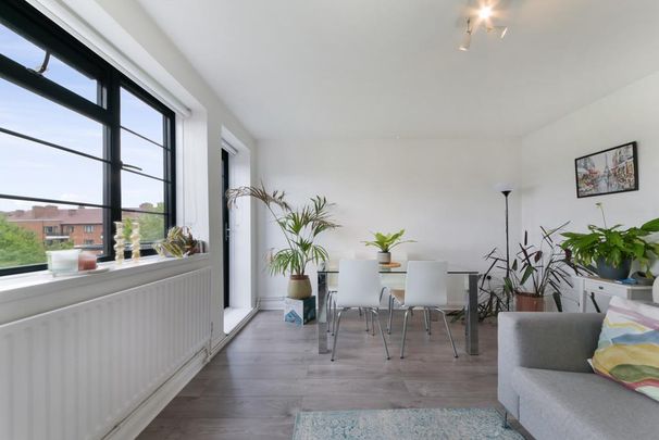 3 bedroom apartment to rent - Photo 1