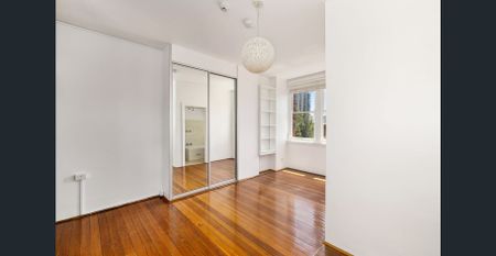 Unfurnished studio apartment - Photo 3