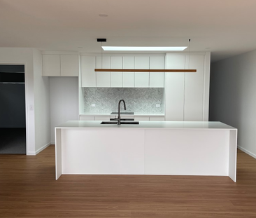 Unit 2, 84 East Derwent Highway, Lindisfarne, TAS - Photo 1