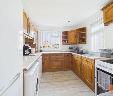 2 bedroom detached bungalow to rent - Photo 3
