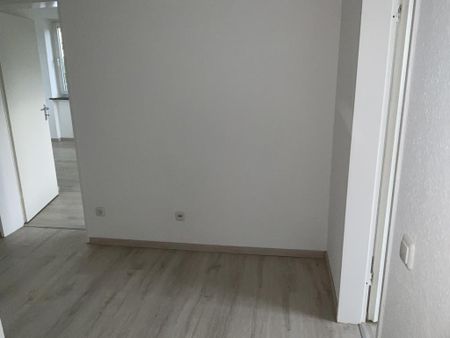 Mittendrin statt nur dabei. Mit neuen Bad und PVC Bodenbelag. - Photo 3