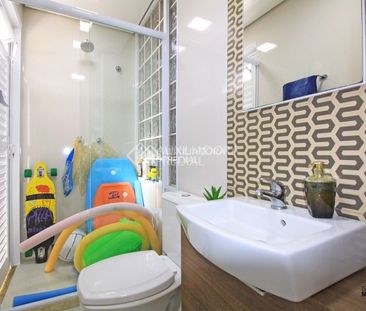 Casa com 3 quartos e 200m² para alugar em Moinhos de Vento, Canoas. - Foto 5