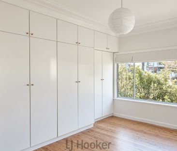 Beautifully Renovated 3 Bedroom Home with Water Views - Photo 5