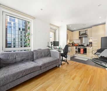 1 Bed Flat, Indescon Square, E14 - Photo 1