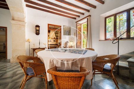 Luxury Villa for rent in Selva, Balearic Islands - Photo 4