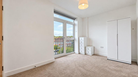 2 bedroom flat to rent - Photo 5