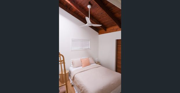 Fully furnished Mt Coolum home in quiet street with studio, fenced yard and outdoor shower - Photo 1