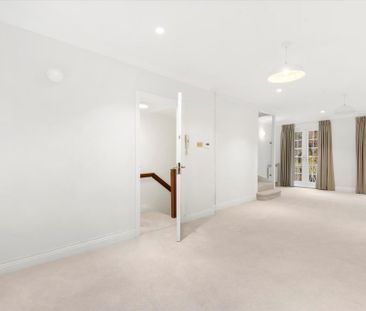 3 bedroom terraced house to rent - Photo 6