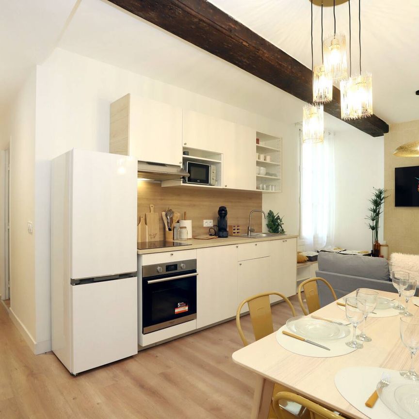 PLACE DE LA BOURSE - Photo 1