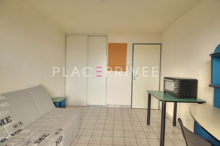Appartement meublé avec balconnet - Photo 5
