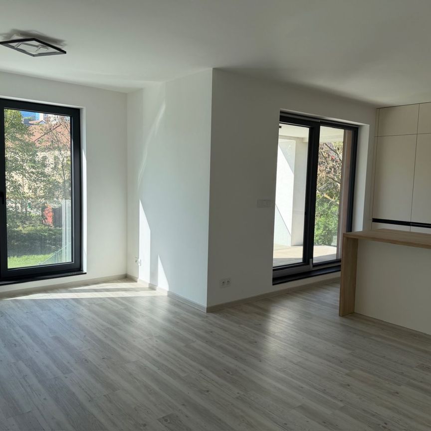 Pronájem bytu 2+kk • 67 m² bez realitkyZa Arielem, Praha - Michle - Photo 1