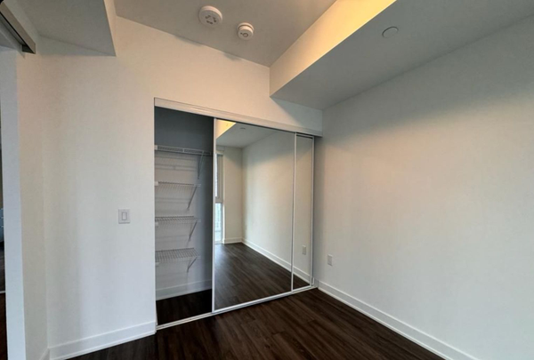 For Lease - 100 Dalhousie Street Unit# 1906, Toronto, Ontario - Photo 1