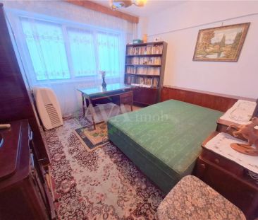 Apartament 2 decomandate, etaj 2, zona 9 Mai Ciupercute - Fotografie 1