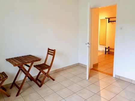 Veronica #1 - Photo 5