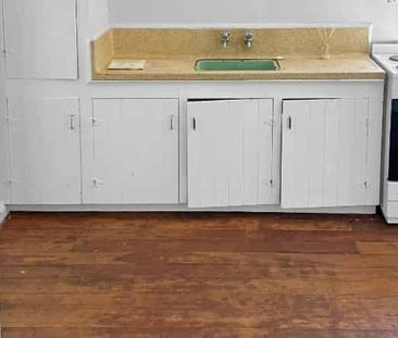 TAIHAPE - 2 BEDROOMS - Photo 2