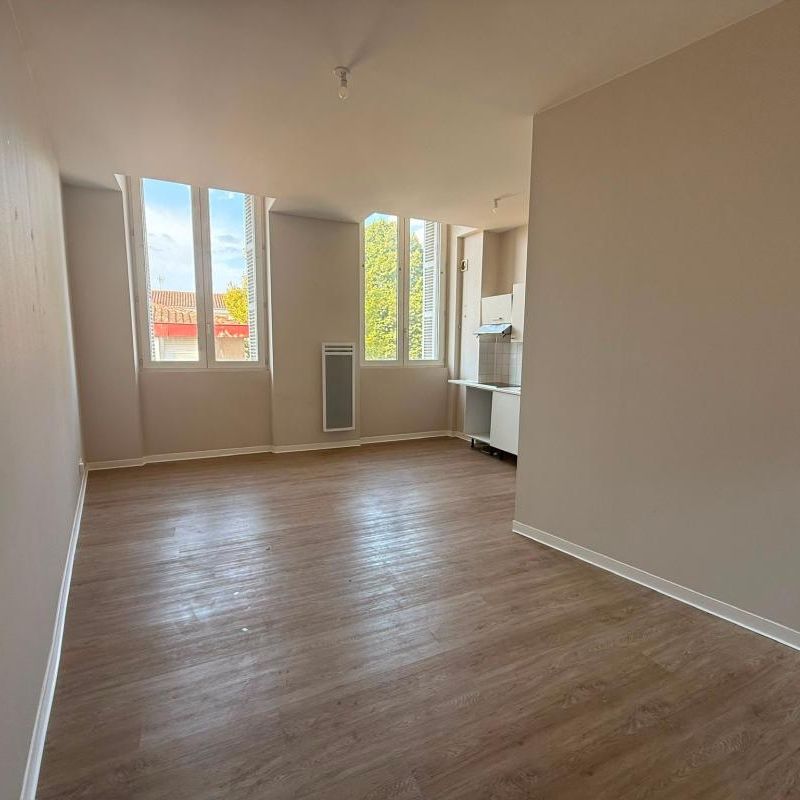 Location Appartement 3 pièces 57m² MONT DE MARSAN 40000 - Photo 1