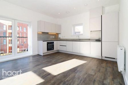 2 bedroom apartment to rent - Photo 3