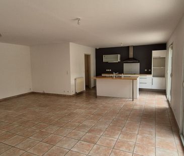 Location Maison 5 pièces 115m² MONTAUBAN 82000 - Photo 2