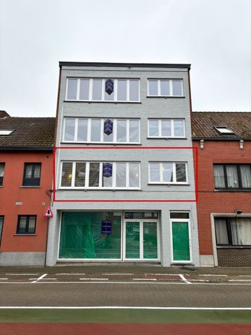 Gerenoveerd appartement met 2 slpkmrs in centrum Tessenderlo - Photo 4