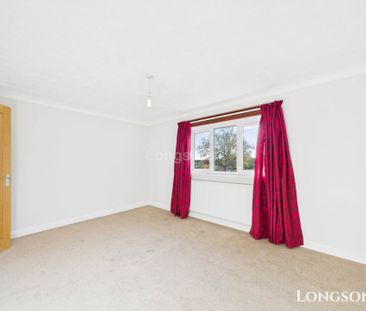 The Grove, Necton - Photo 5