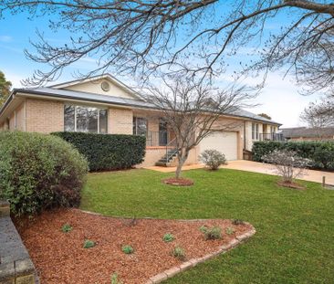 Spacious Family Living in sought after Bowral location - Photo 6