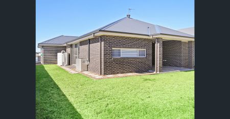 Executive Living!! - Photo 2