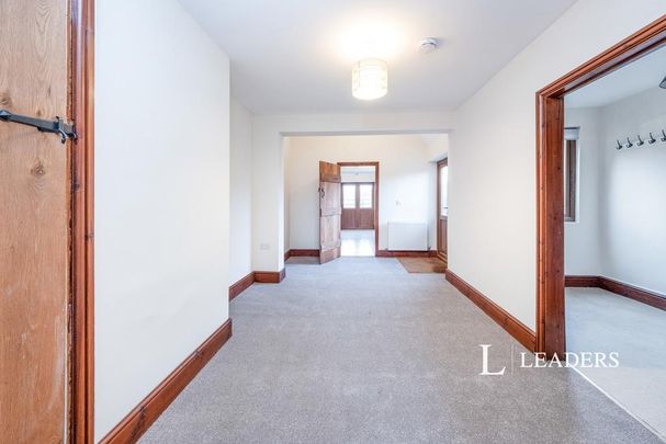 2 bedroom semi-detached house to rent - Photo 1