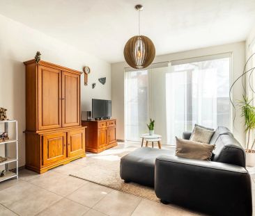 Instapklaar gelijkvloers appartement met tuin en carport - Foto 1