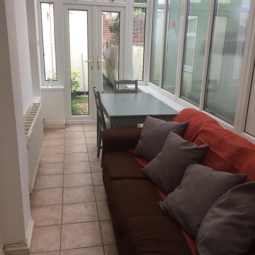 4 Bed Flat, Hurlingham Road, BS7 - Photo 1