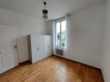 Location Maison 3 pièces 73m² - Photo 3