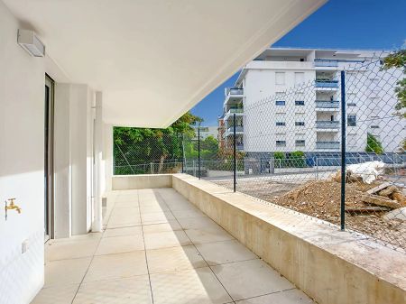 Appartement Marseille 4 pièce(s) de 81m2 - Photo 2