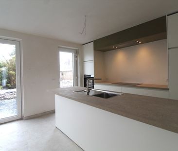 Energiezuinige nieuwbouwwoning te huur in rustige wijk te Sijsele - Photo 5