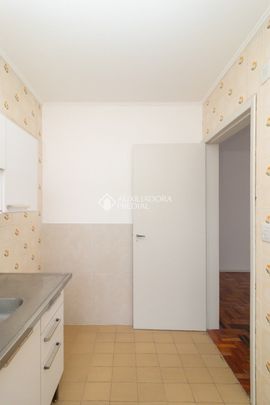Apartamento com 1 quarto e 29m² para alugar em Santo Antônio, Porto Alegre. - Photo 1