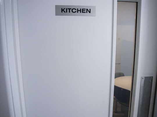 -19 Glebe Street Room 14 - Photo 1