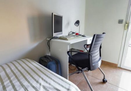 Calle Marino Blas de Lezo, Valencia, Valencian Community 46011 - Photo 2