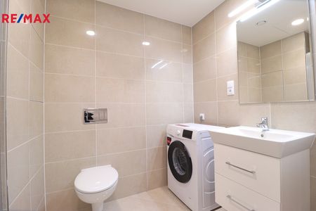 Pronájem bytu 1+kk v osobním vlastnictví 30 m², Praha 9 - Hloubětín - Photo 3