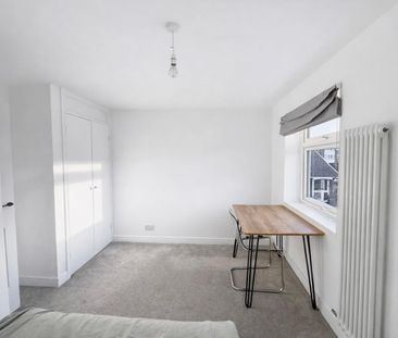 1 bedroom Flat To Let Total Size: 722 SQ FT - Photo 2