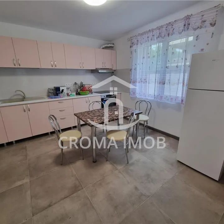 Inchiriere casa tip duplex 5 camere, in Ploiesti, zona Bariera Bucov - Photo 1