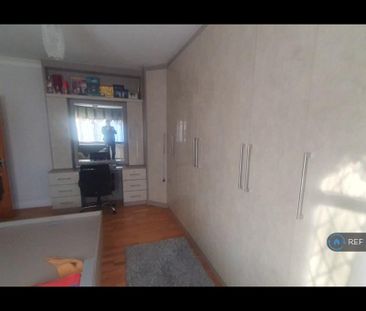 1 bedroom in a house share to rent - Photo 6