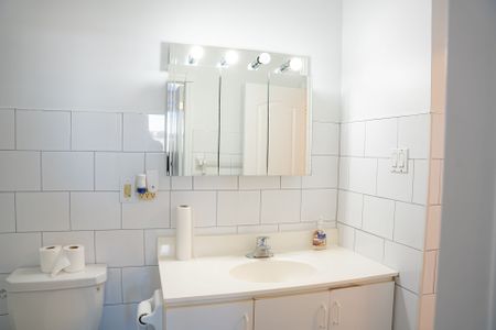 For Lease - 154 Shoreham Drive, Toronto, Ontario - Photo 3