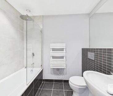 Apt 1.05 :: Flint Glass Wharf - Photo 3