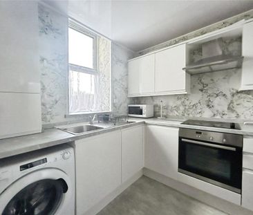 3 bedroom detached house to rent - Photo 4