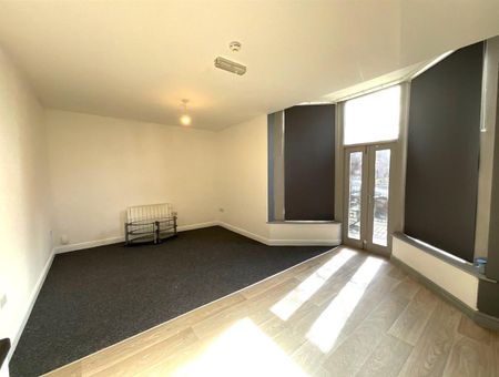 Avenue Road, Wheatley - Photo 5