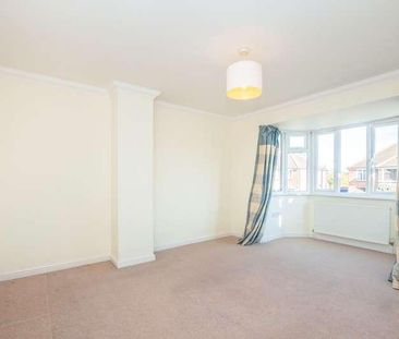 Farm Road, Maidenhead, SL6 - Photo 2