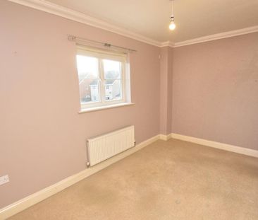 3 bedroom semi-detached house to rent - Photo 3