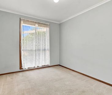 NEAT AND TIDY LOW MAINTENANCE HOME - Photo 4